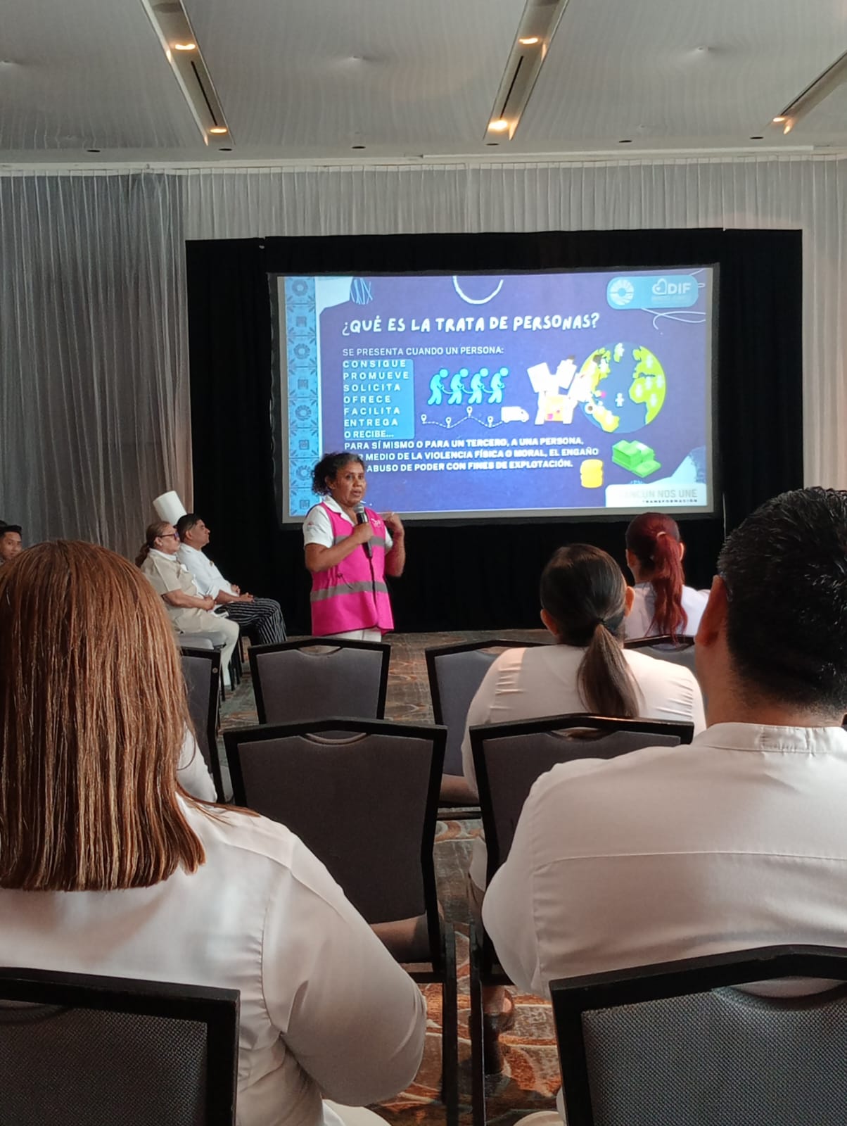 uploads/6/32/01 (2036).Jpeg